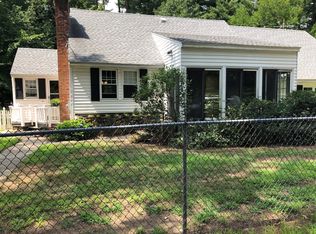 8 Norman Smith St, Chelmsford, MA 01824