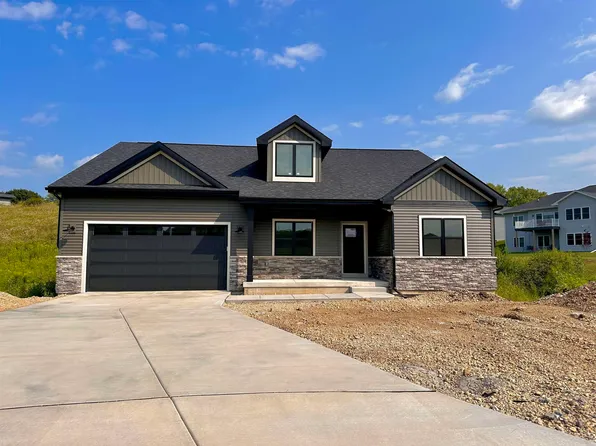 109 Jamie Jo Cir, Mount Horeb, WI 53572