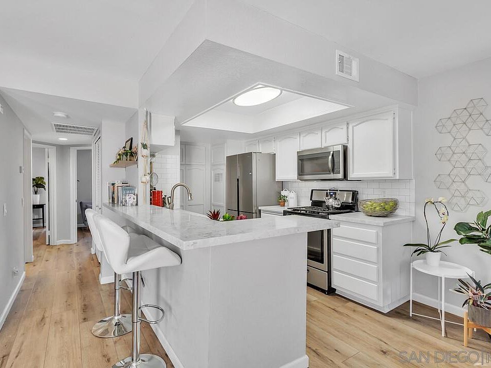 1st image of 6055 Estelle St APT 8