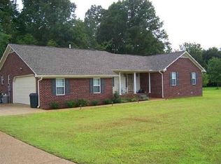 57 Battleground Dr, Wildersville, TN 38388
