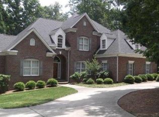 56 Scotland Pl, Roxboro, NC 27573