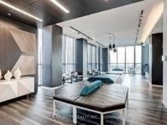 3rd image of 20 Thomas Riley Rd #103