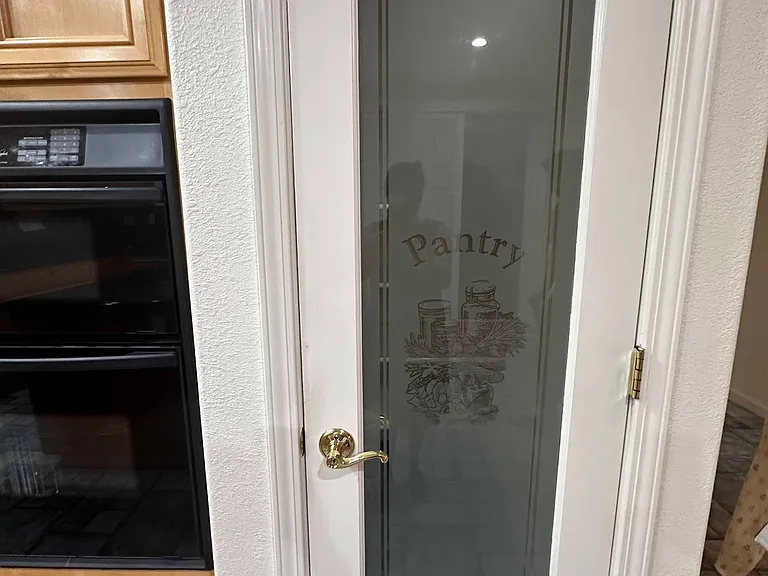 1550 Peregrine Dr — Photo 4