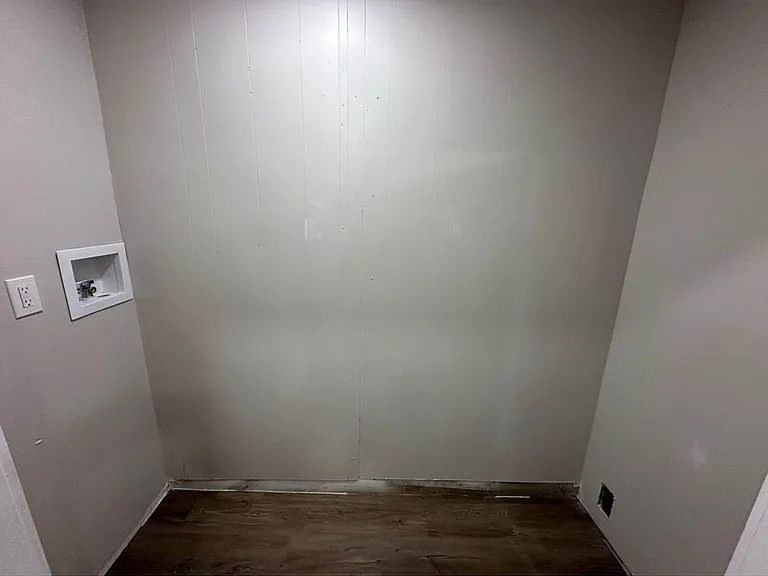 1213 Pittston Ave #1 — Photo 6