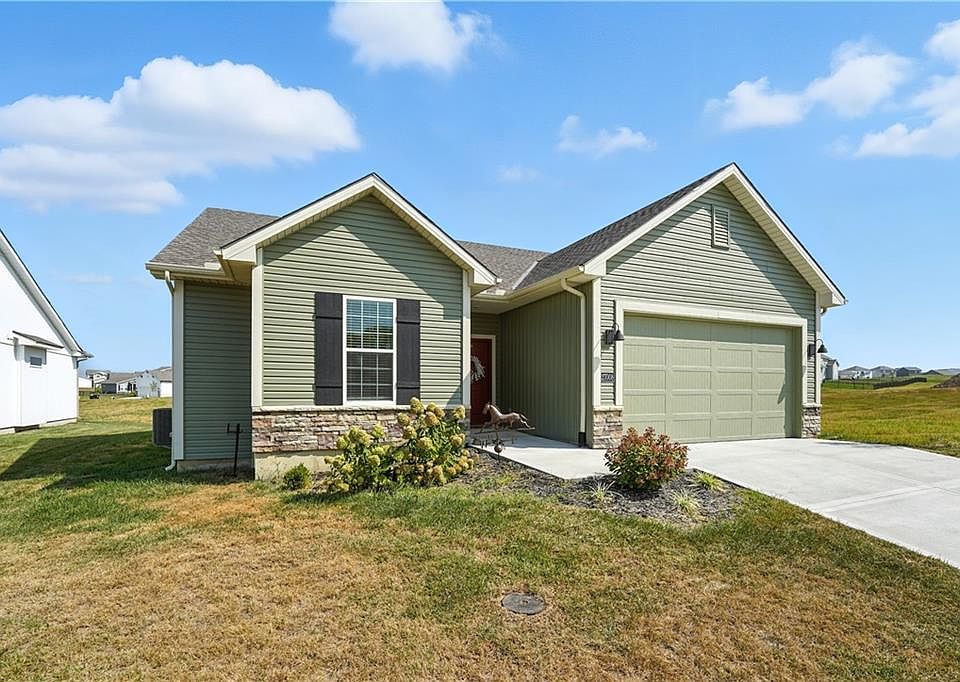 モリモ 27008 E Olive Dr, Lees Summit, MO 64086 | Zillow