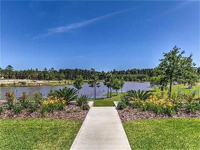 1st image of 265 Westwood Lake Dr
