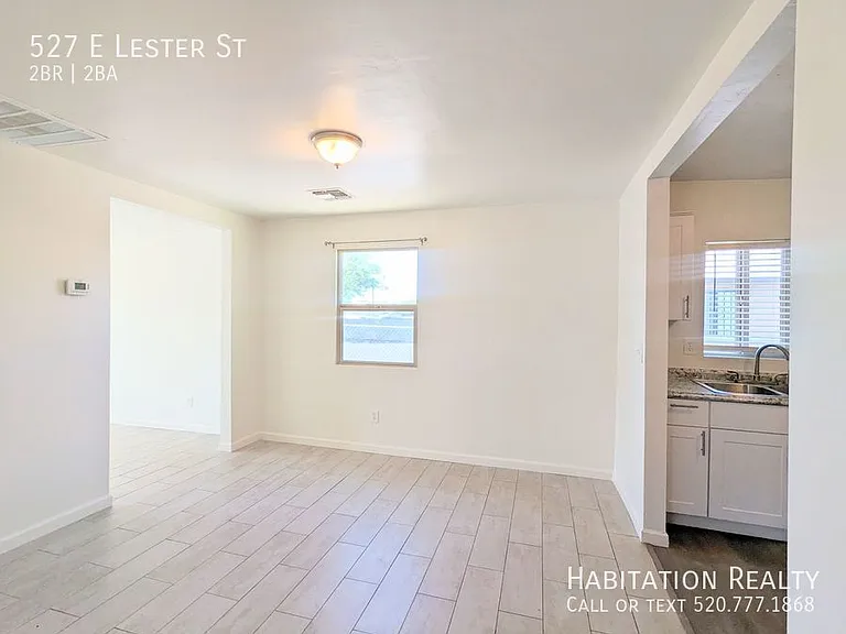 527 E Lester St — Photo 7