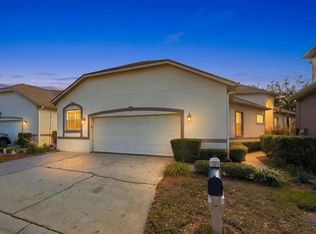 5202 Fairway One Dr, Valrico, FL 33596