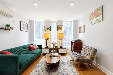 69 Stockholm Street, #1R