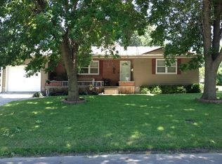 405 S Dunn, Maryville, MO 64468