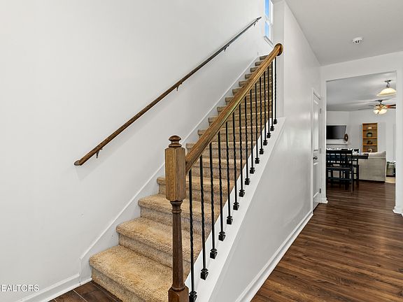 2nd image of 9822 War Admiral Ln