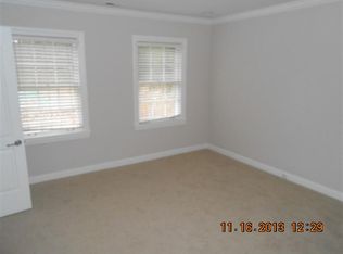 1243 Eastwood Ln, Northbrook, IL 60062