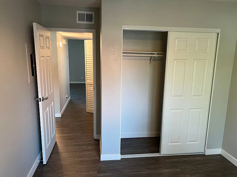 Corona Pointe Resort — Photo 173