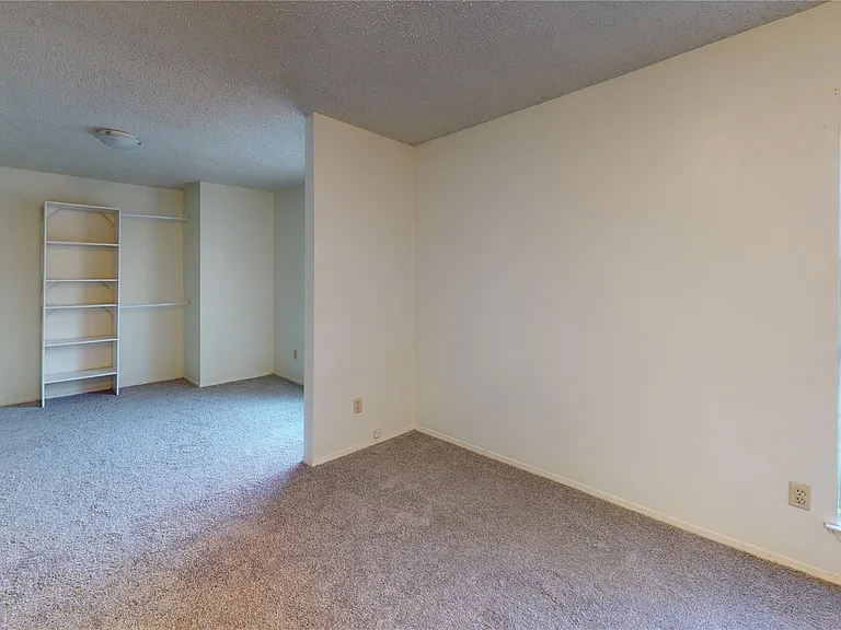 1804 Windsong Trl — Photo 7
