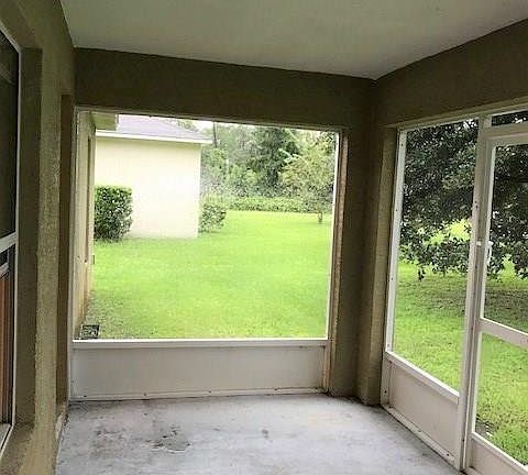 4th image of 18 Regina Ln #A