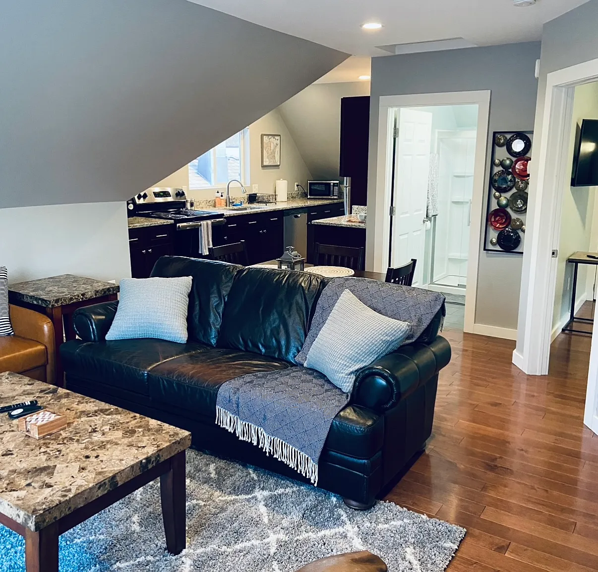 1 bed, 730 sqft, $1,750 — Photo 3