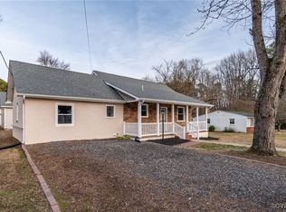 1903 Dinwiddie Ave, Hopewell, VA 23860