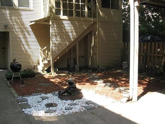 5th image of 1920 N Cleveland Ave #1N