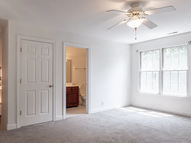 1711 Lawrence Rd — Photo 31