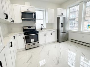 6400 Bergenline Ave #2R, West New York, NJ 07093