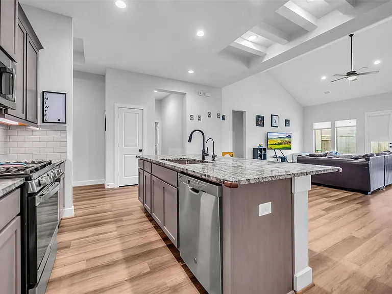 2502 Ocean Key Dr — Photo 7