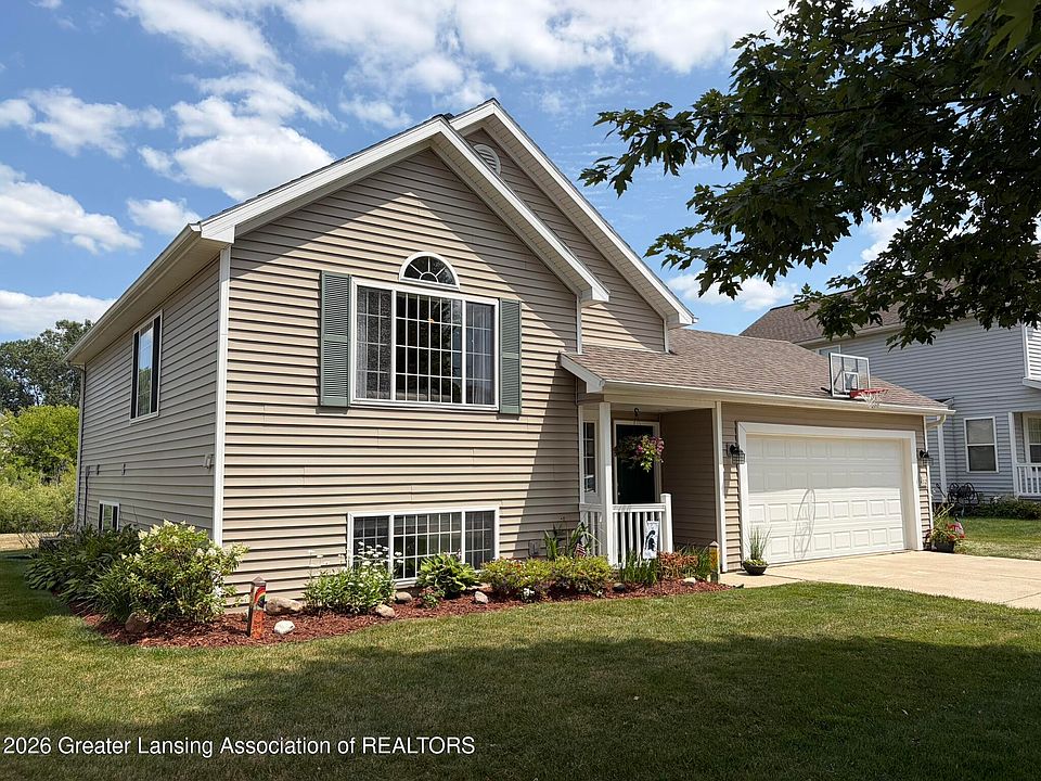 1st image of 412 Coventry Ln