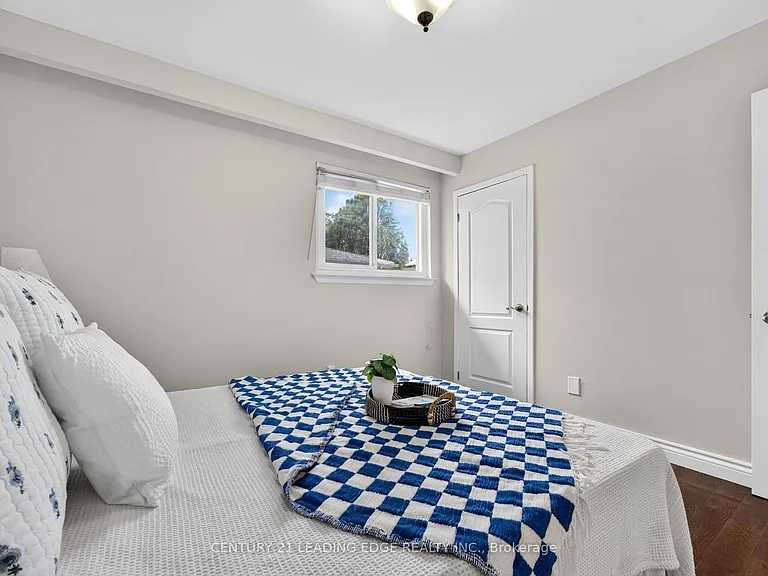 4012 Ellesmere Rd — Photo 24