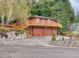 2453 Stephanie Ln, North Bend, OR 97459