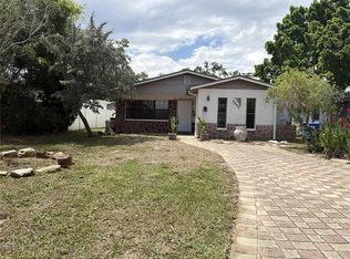 1835 Maryland Ave NE, Saint Petersburg, FL 33703