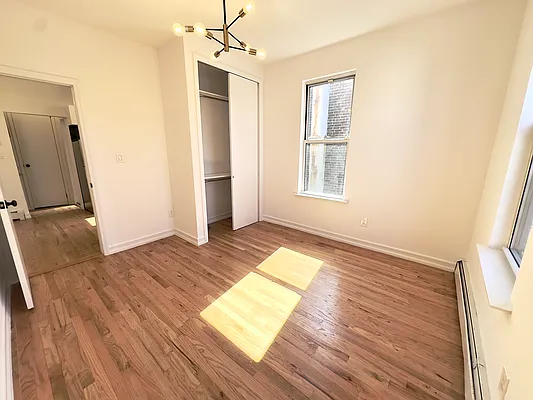 Rented by Bouklis Group | media 3