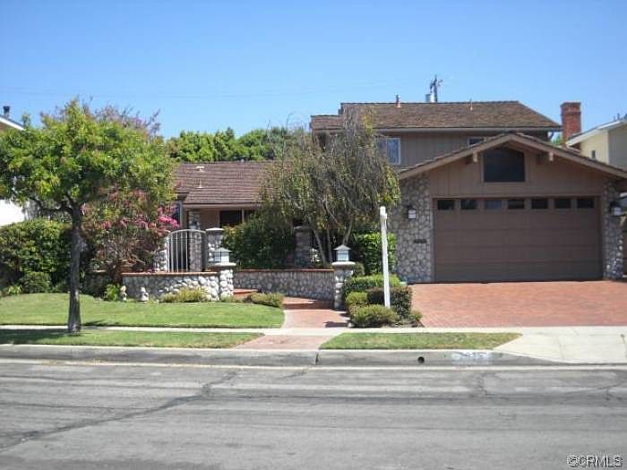1st image of 2925 W 226th St