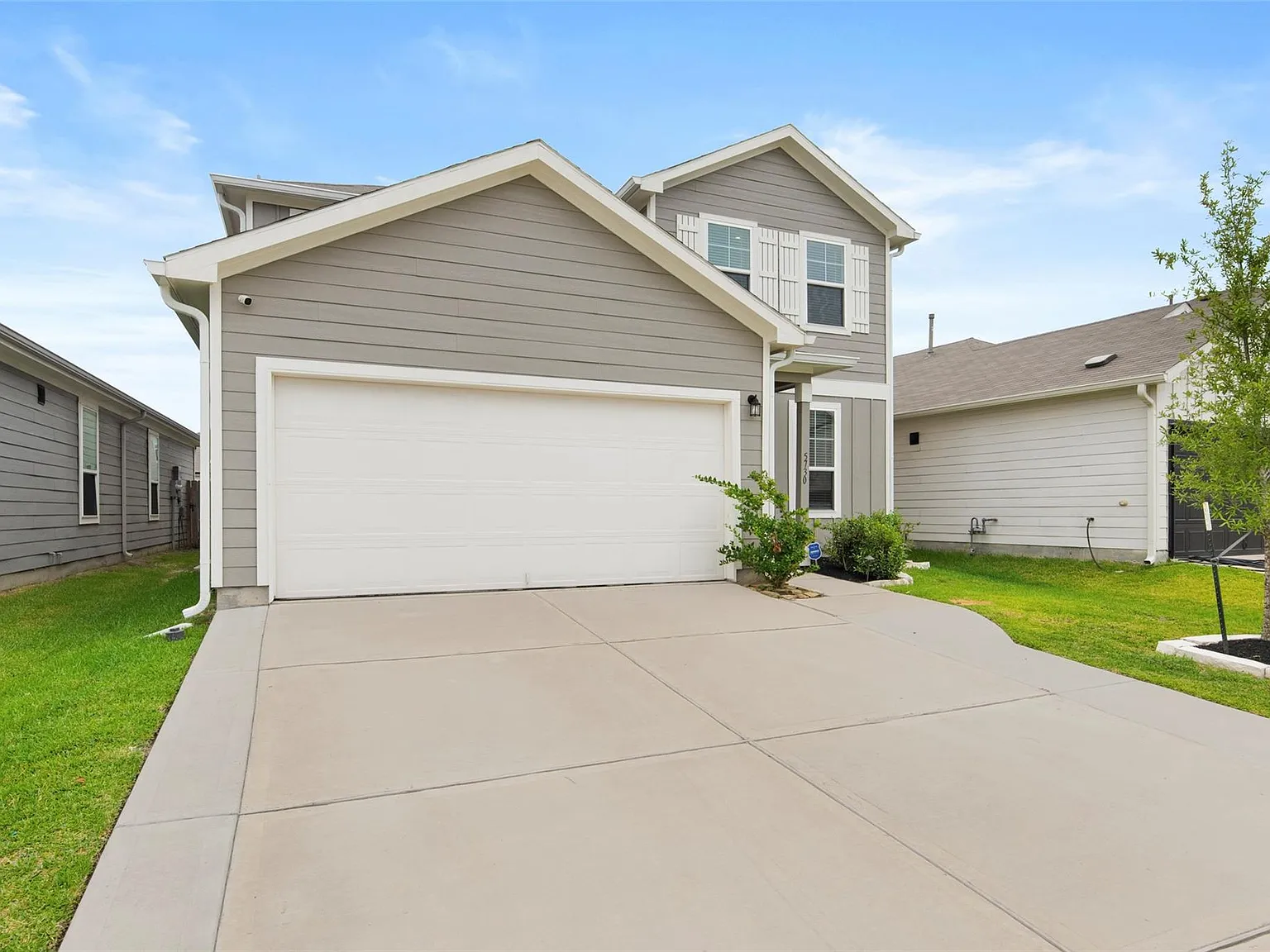 4 bed, 3.0 bath, 2615 sqft, $2,400 — Photo 2