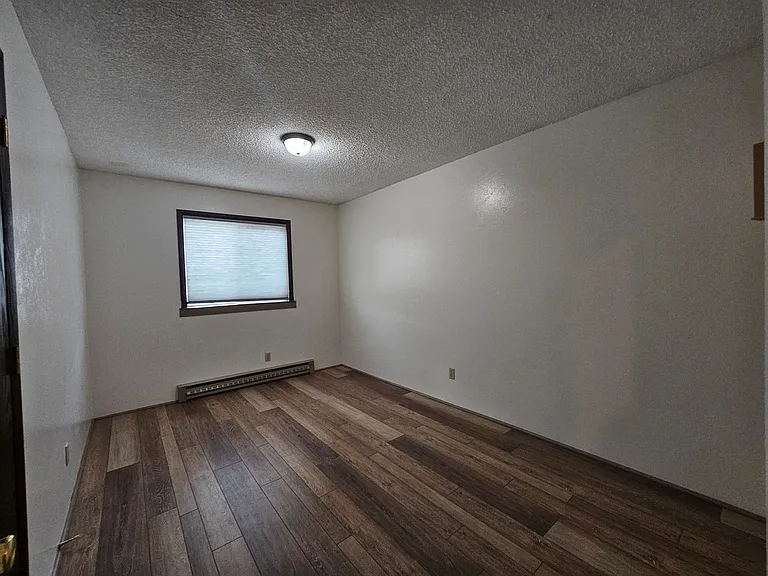 2101 S Garfield St — Photo 14