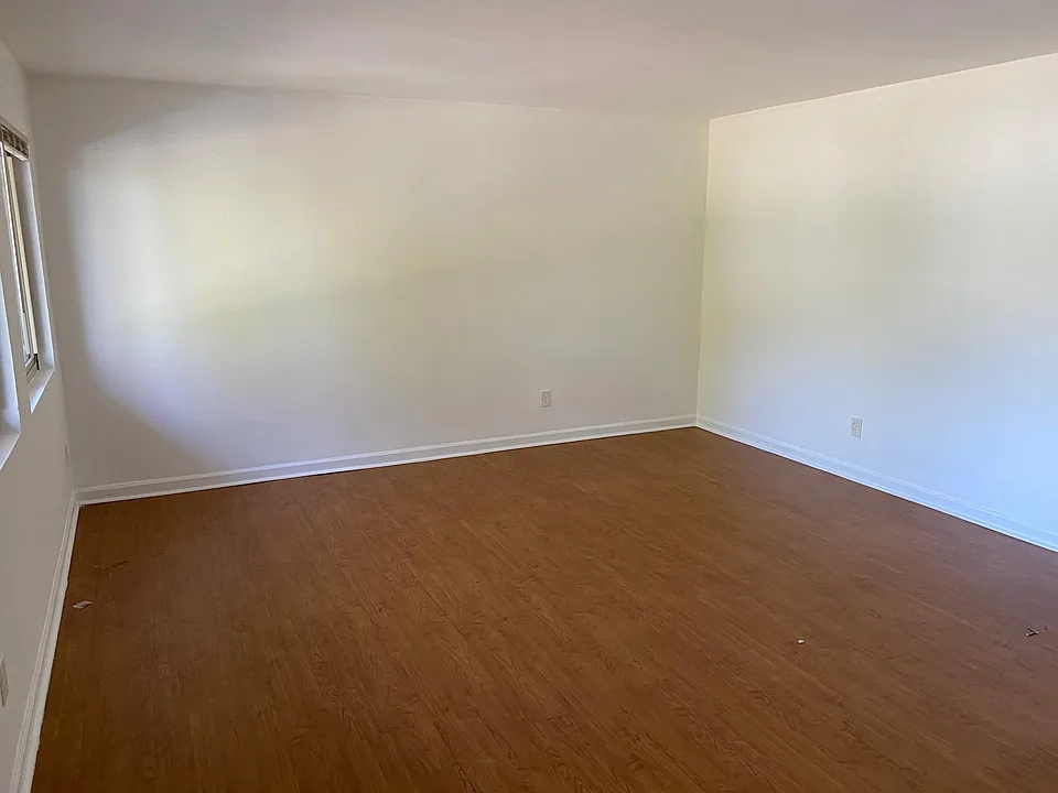 741 Carter St NW #7