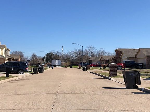 4th image of 270 Alden Dr