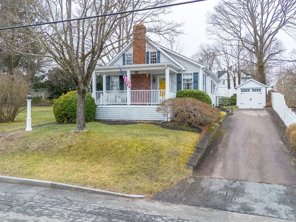 665 Main St, Somerset, MA 02726