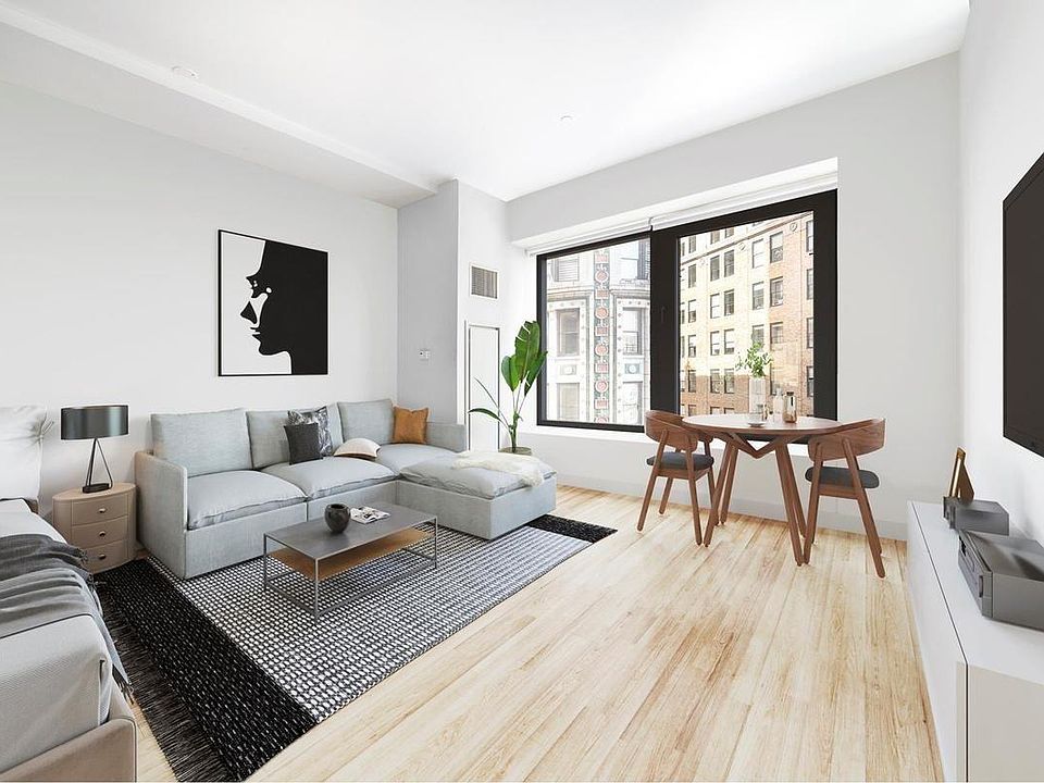 1st image of 75 Wall St APT 18J