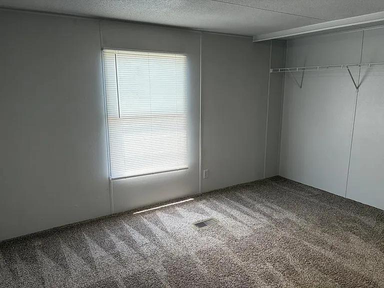 1219 W Choctaw St #16 — Photo 17