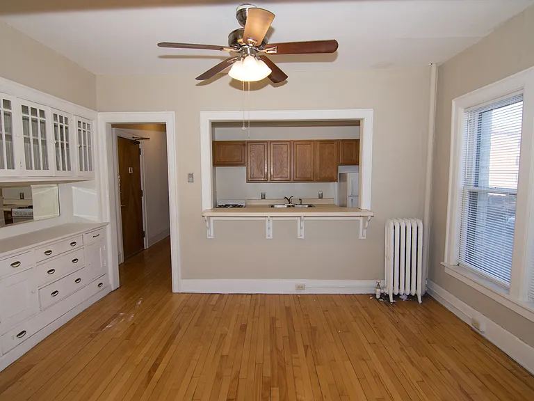 Stevens Square Apartments — Photo 173