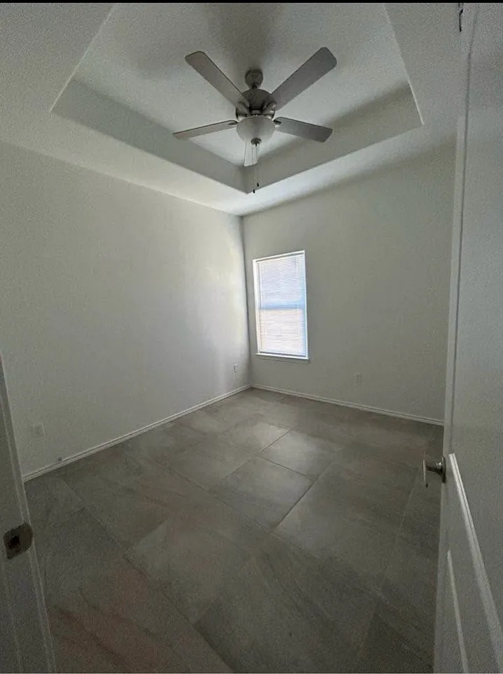 5600 Sandpiper Avenue Cy Bunag - 2 — Photo 4