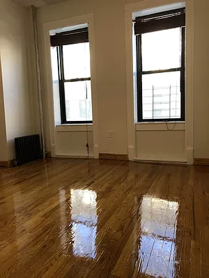 Rented by Lang Realty LLC | media 17