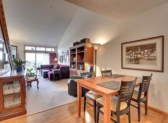2nd image of 2324 19th Ave NE