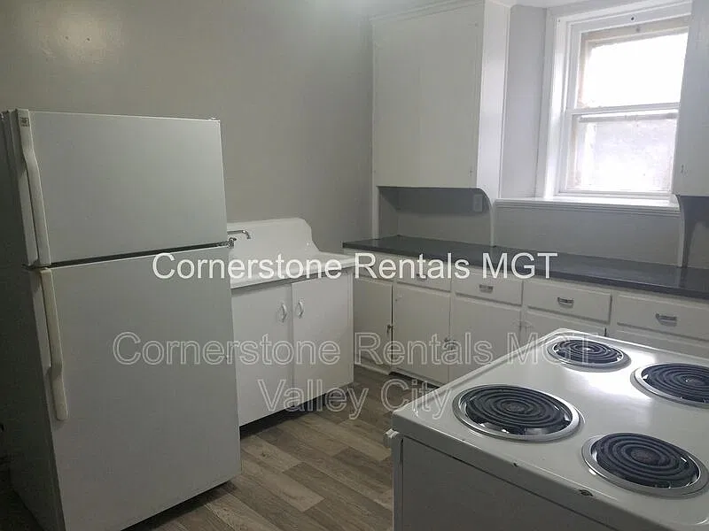 207 3rd Ave SE #1