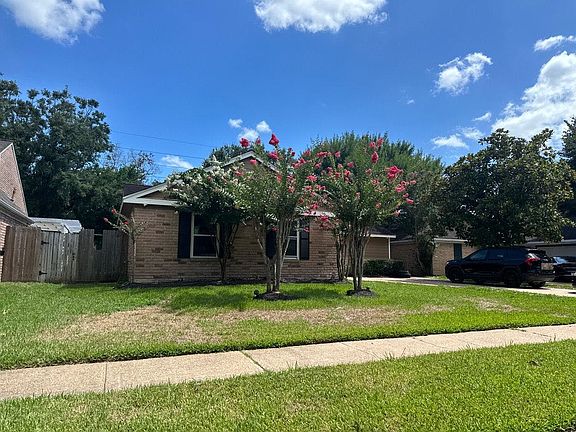3rd image of 21331 Highland Knolls Dr