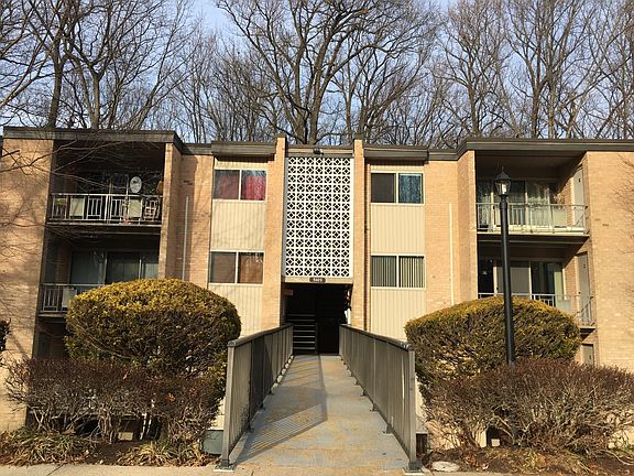 3rd image of 5103 Crossfield Ct