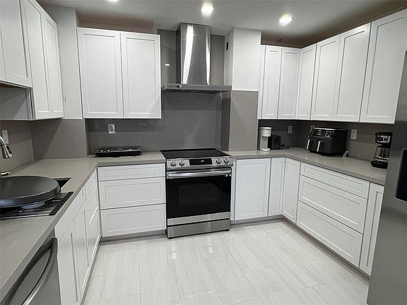 2nd image of 3800 Galt Ocean Drive #207
