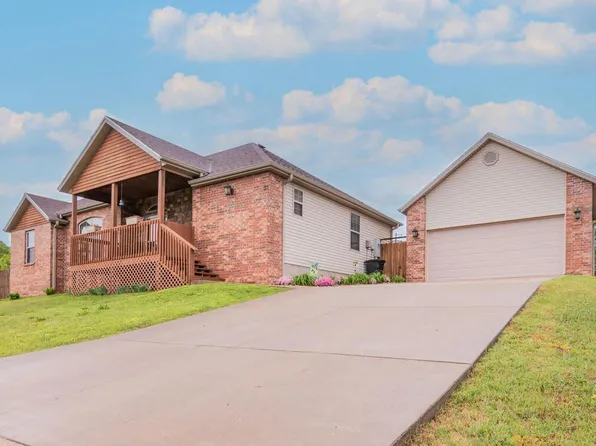 120 Hackberry Lane, Branson, MO 65616