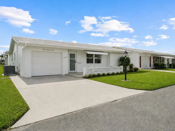 1304 SW 23rd Street, Boynton Beach, FL 33426