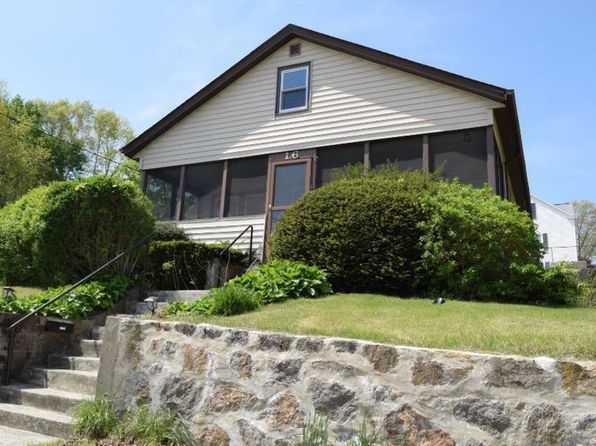16 Arthur St, West Warwick, RI 02893