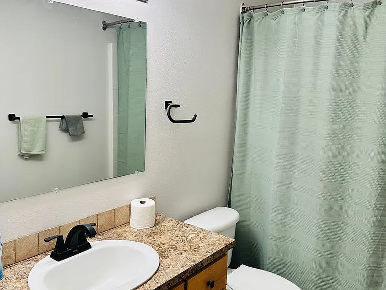 14019 NE 20th Ave #C26 — Photo 10